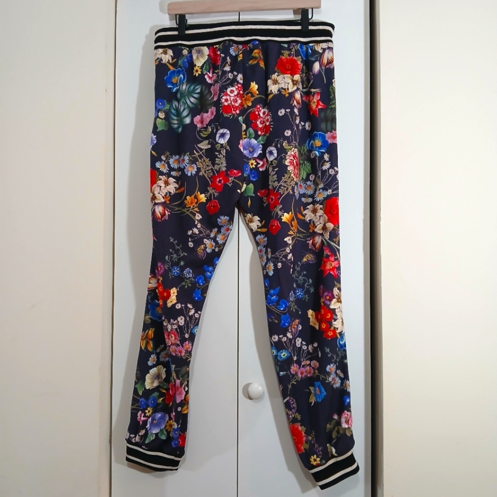 Johnny Was Felix Joggers Pants Navy Floral Celestial Out seam M - Picture 4 of 6